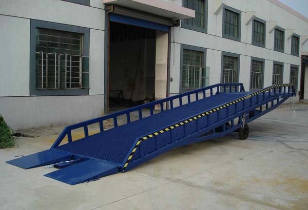 移动式登车桥