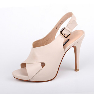 图案鱼嘴 镂点扣带 牛皮女鞋 坡跟鞋 高跟鞋