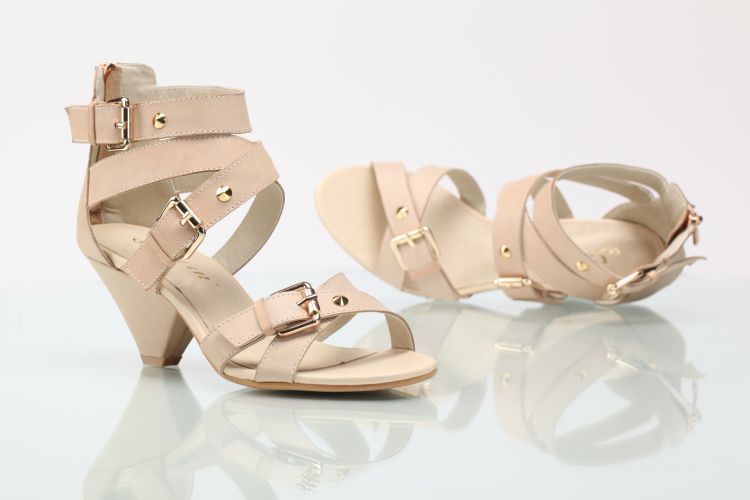 香尔莲时尚女鞋