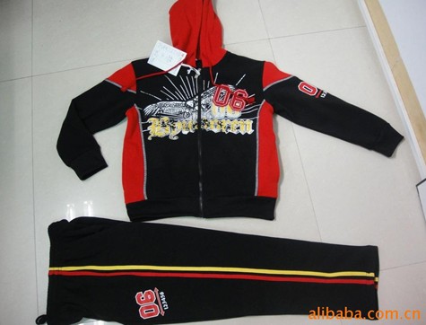 供应男童针织外套