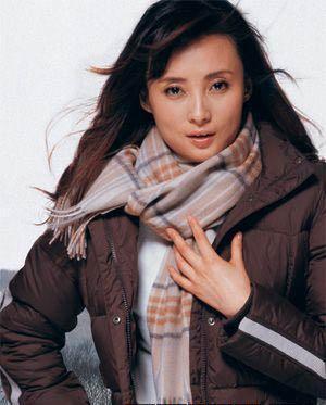 组图:帅哥美女惊人丑态