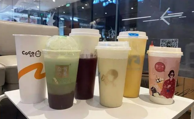 喜茶、乐乐茶、奈雪的茶相继降价，新茶饮降价之后拼什么？