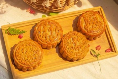 “中国月饼之乡”广东吴川市办月饼博览会 签约12亿元